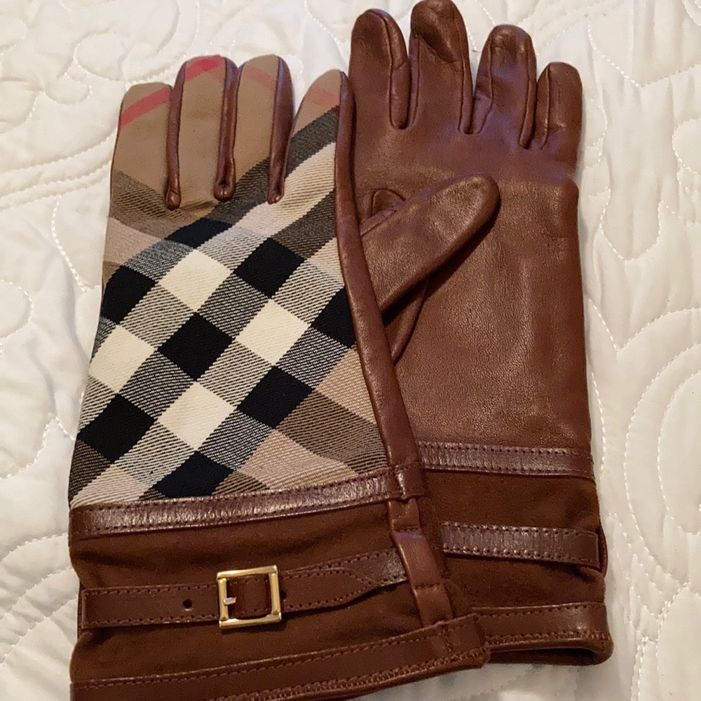 Burberry house check leather gloves